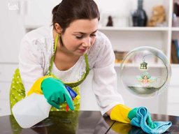 مزایای نظافت منزل توسط نیروی خانم جوان