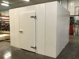 انواع درب های سردخانه ای (coolstore-door) و کاربرد هر کدام