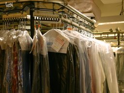 خشکشویی چگونه شغلی است ؟ و مزایا و معایب آن