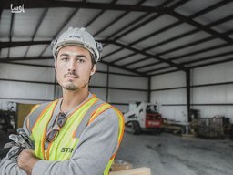 آیا برای شغل کارگر ساده نیاز به سواد است ؟ و این شغل چه معایبی دارد ؟