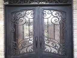 انواع درب های ساختمانی کدامند ؟ و هر کدام دارای چه مزایایی است ؟