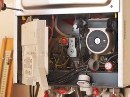 نصب و تعمیر آبگرمکن و پکیج و نکاتی که باید هنگام نصب به آنها توجه کرد